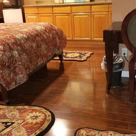 Sea Haven Resort Motel 南安普敦 外观 照片